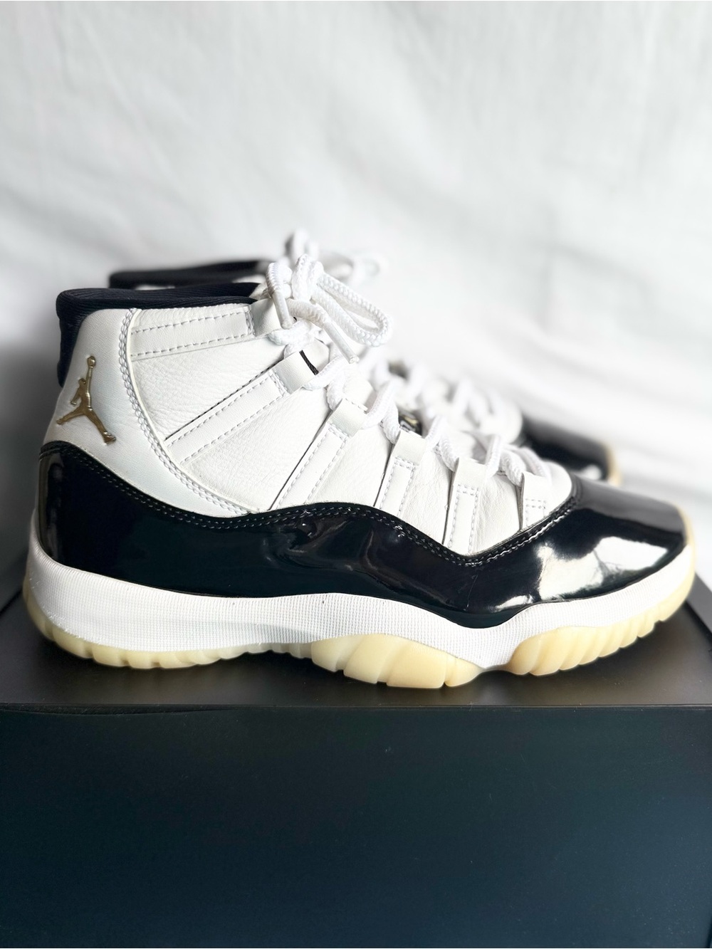 AUTHENTIC Jordan 11 Retro DMP Gratitude size 8.5 CT8012-170 2023 PRE-OWNED